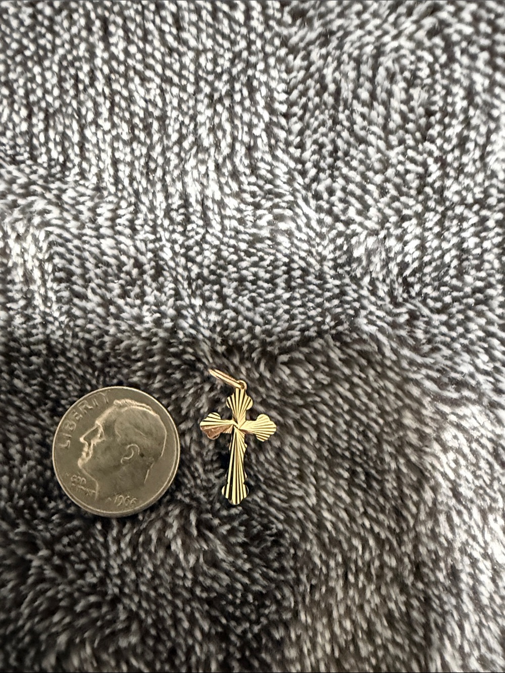 Rose Gold Cross Pendant Necklace Charm - Elegant Women's Jewelry